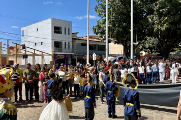 Foto - Desfile Cívico 07 de setembro de 2025 Prefeitura Municipal de São João do Paraíso-MG