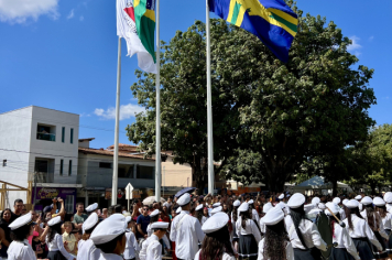 Foto - Desfile Cívico 07 de setembro de 2025 Prefeitura Municipal de São João do Paraíso-MG